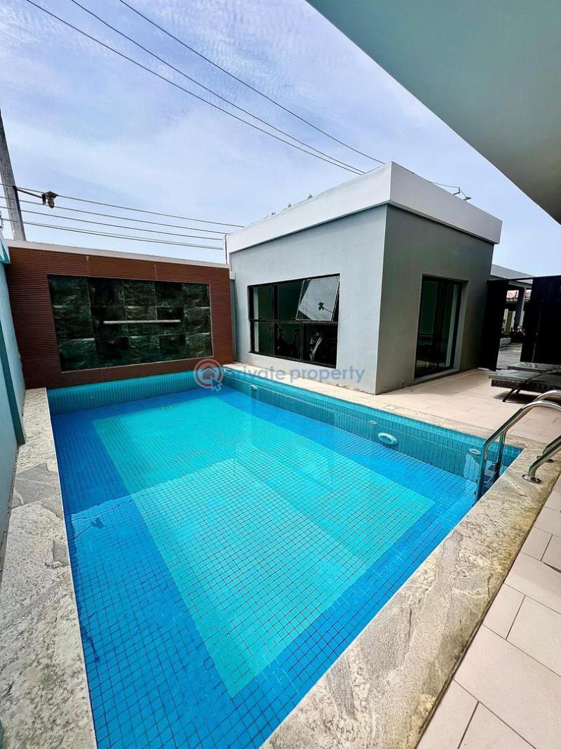 Spacious 3-bedroom apartment with bq - 14 3 bedroom Flat & Apartment For Sale Lekki Phase 1 Lagos - 14