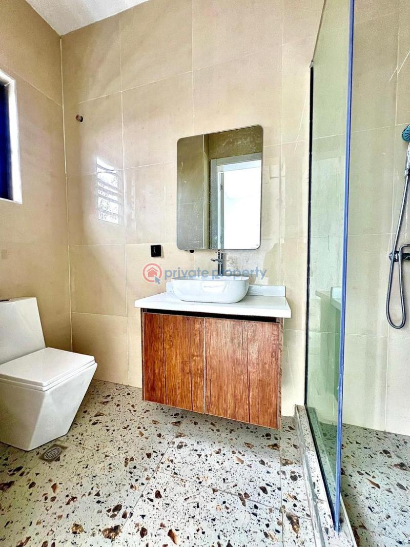 Spacious 3-bedroom apartment with bq - 2 3 bedroom Flat & Apartment For Sale Lekki Phase 1 Lagos - 2