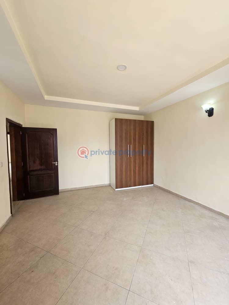 Spacious 3 bedroom apartment with bq,  laundry room,  elevator & swimming pool - 26 3 bedroom Block Of Flats For Sale Oniru, Victoria Island Oniru Victoria Island Lagos - 26