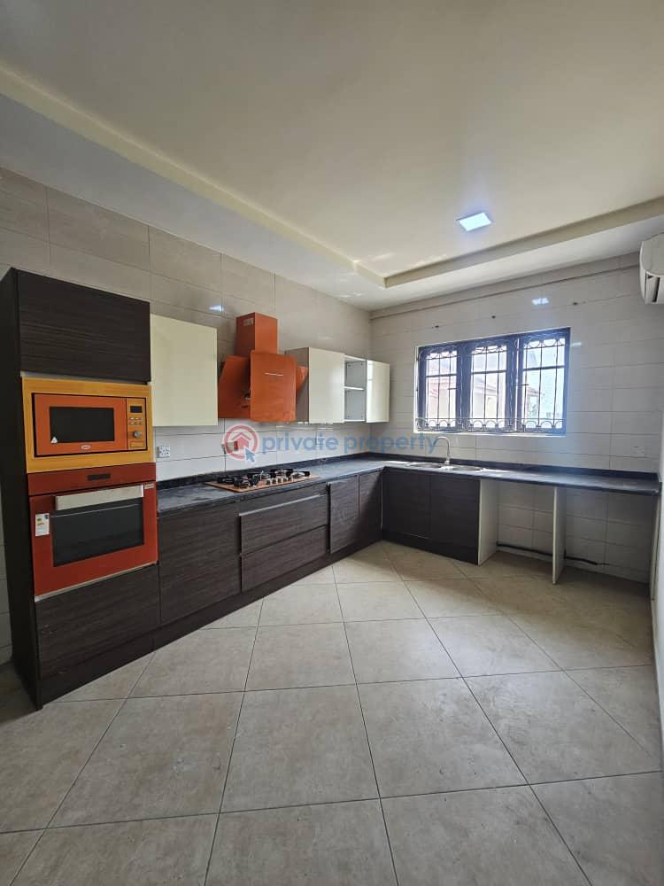 Spacious 3 bedroom apartment with bq,  laundry room,  elevator & swimming pool - 11 3 bedroom Block Of Flats For Sale Oniru, Victoria Island Oniru Victoria Island Lagos - 11