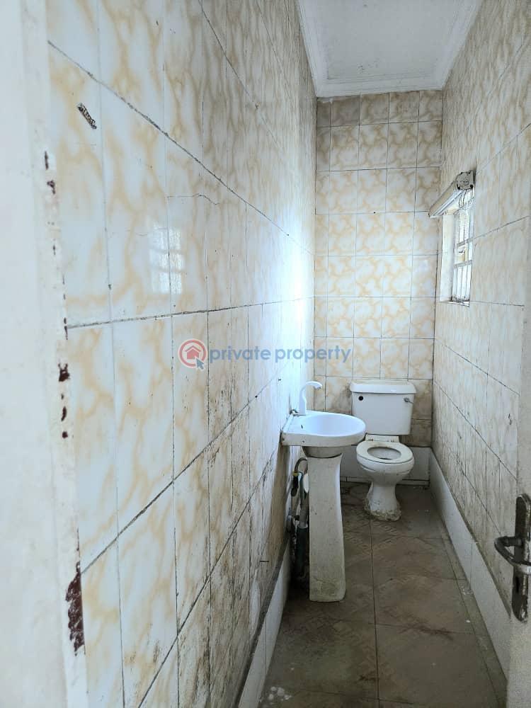 Spacious 3-bedroom apartment with bq - 2 3 bedroom Flat & Apartment For Rent Lekki Phase 1 Lagos - 2