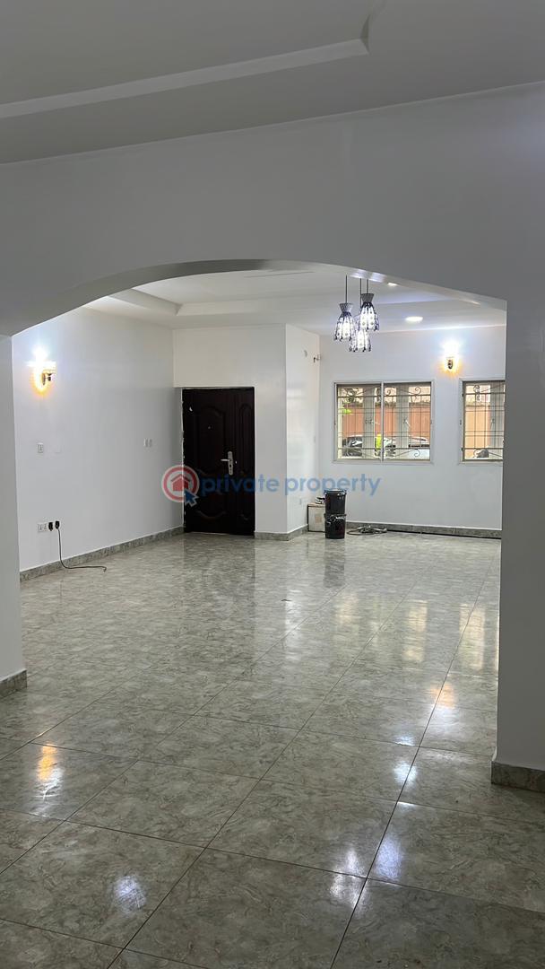 3 bedroom Block Of Flats For Rent Jahi Abuja Phase 2  - 0