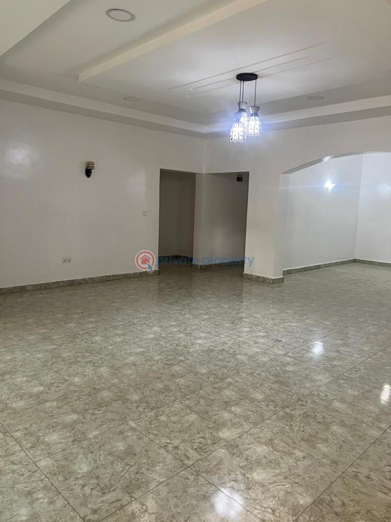 3 bedroom Block Of Flats For Rent Jahi Abuja Phase 2  - 2