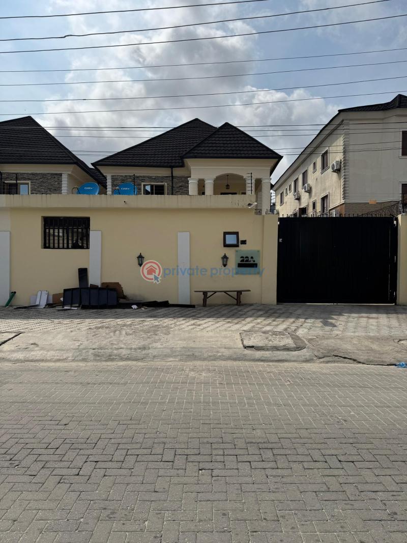 3 bedroom Detached Duplex For Rent Lekki Phase 1 Lagos - 0