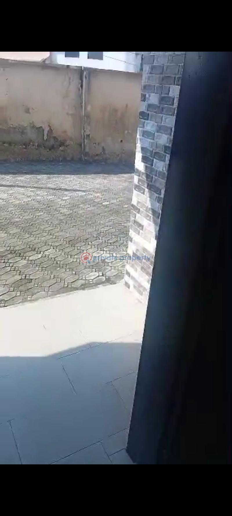 3 bedroom Block Of Flats For Rent Thomas Estate Ajah Lagos - 0