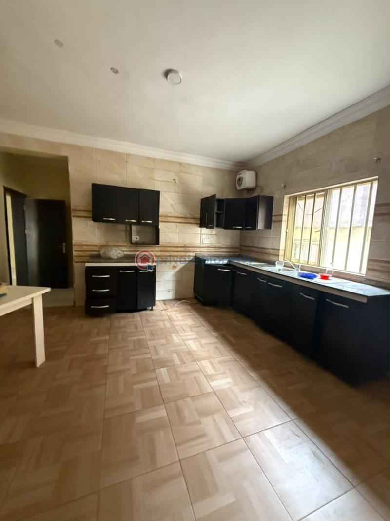 3 bedroom Flat & Apartment For Rent Off Mobile Road Ilaje Ajah Lagos - 10
