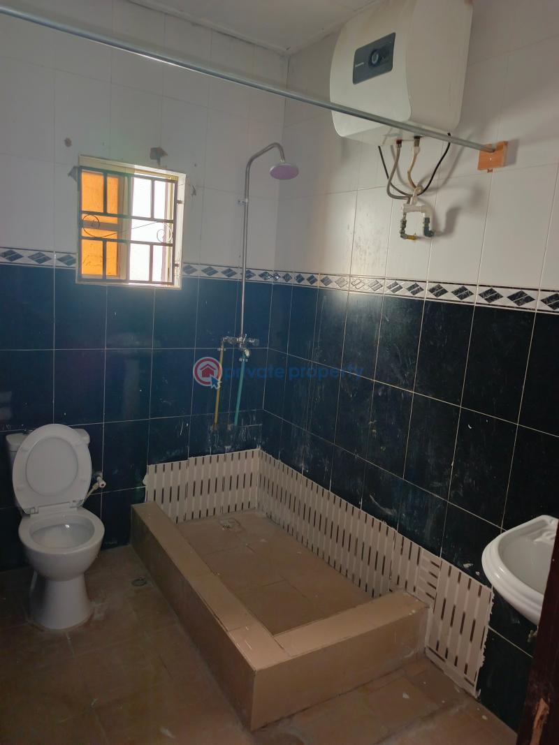 3 bedroom Flat & Apartment For Rent 7, Roluga Close Soluyi Gbagada Lagos - 10