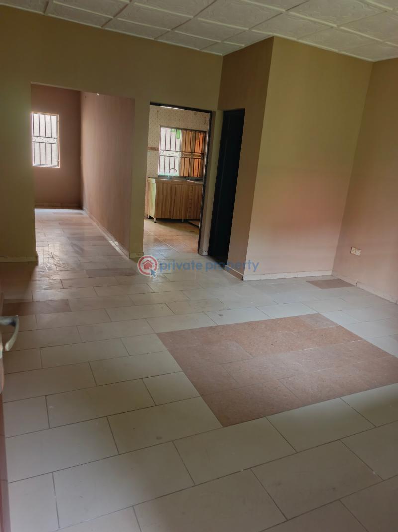 3 bedroom Flat & Apartment For Rent 7, Roluga Close Soluyi Gbagada Lagos - 1