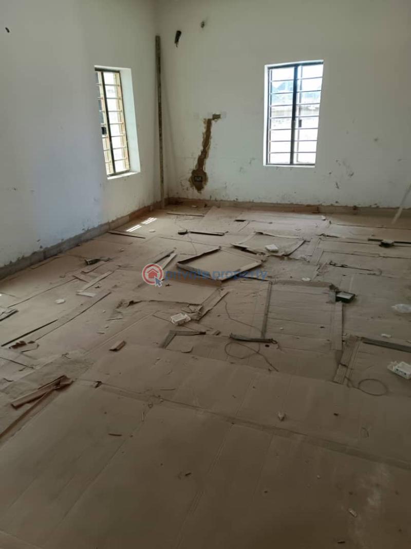 Spacious 3 bedroom fully detached duplex - 4 3 bedroom Detached Duplex For Sale Lugbe Abuja Phase 4  - 4