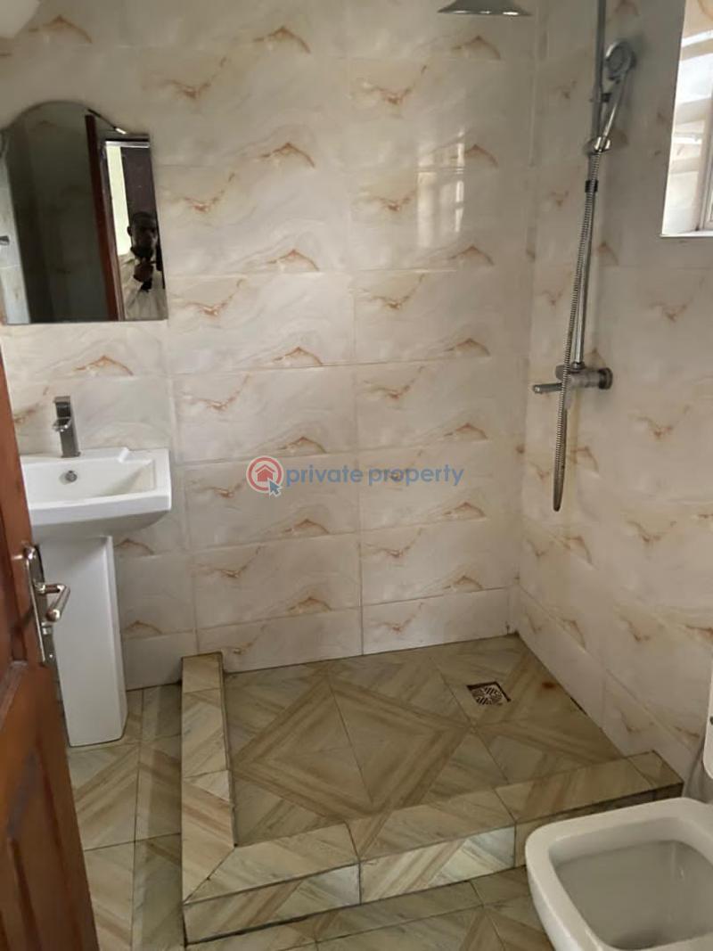 3 bedroom Block Of Flats For Rent Medina Estate Gbagada Atunrase Medina Gbagada Lagos - 2