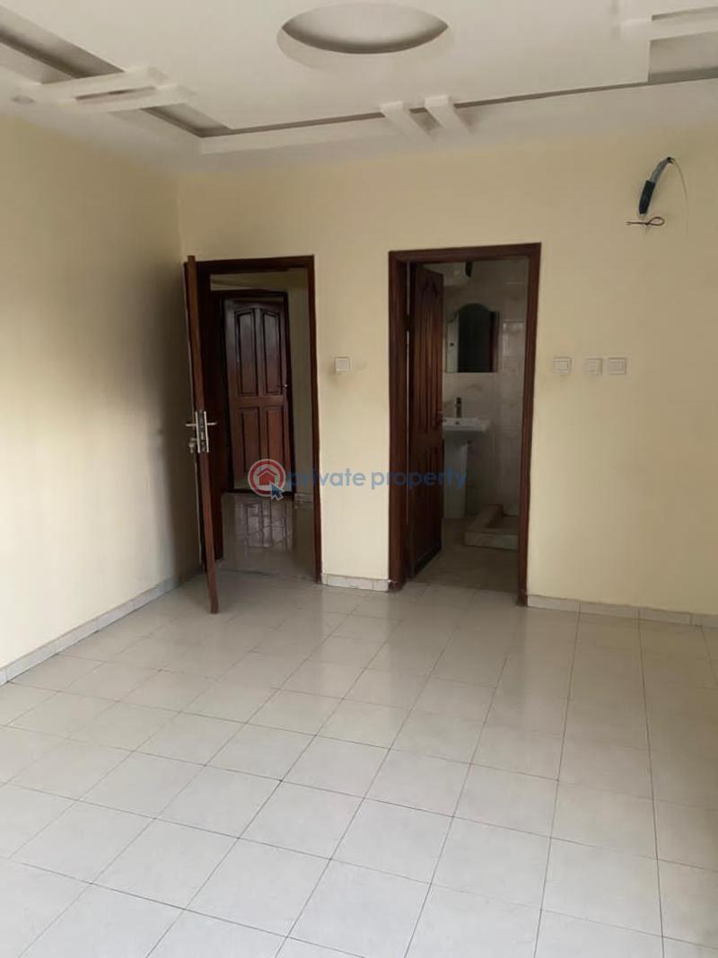 3 bedroom Block Of Flats For Rent Medina Estate Gbagada Atunrase Medina Gbagada Lagos - 1