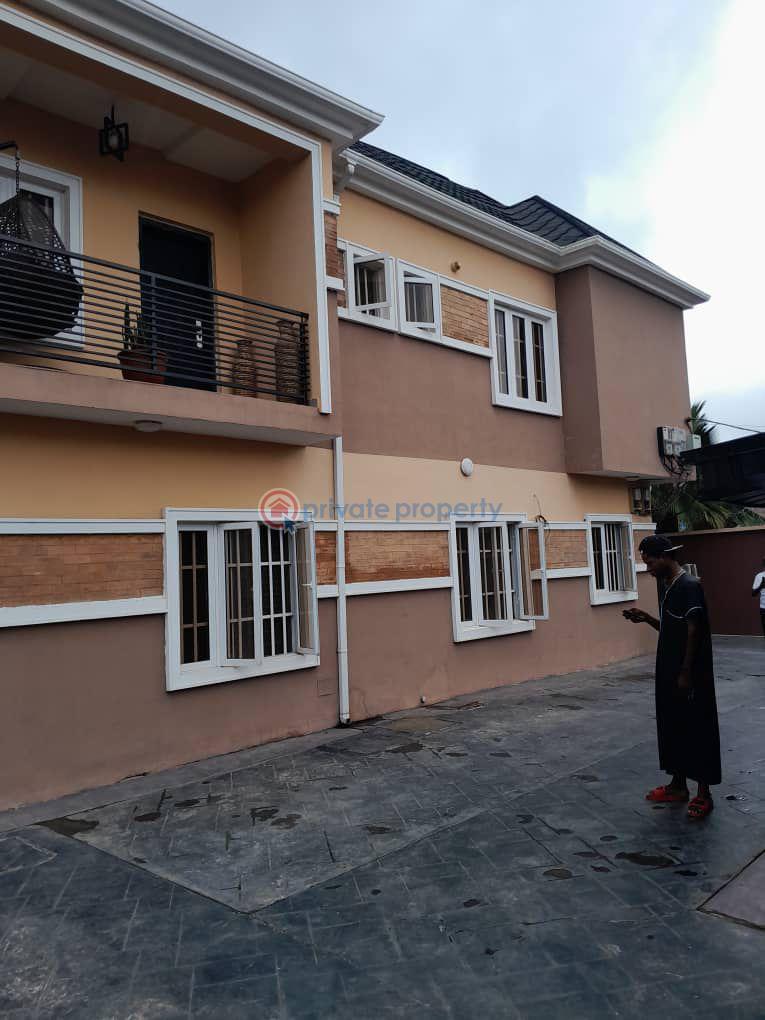 Spacious 3 bedroom ground flat - 0 3 bedroom Block Of Flats For Rent Mende Maryland Lagos - 0