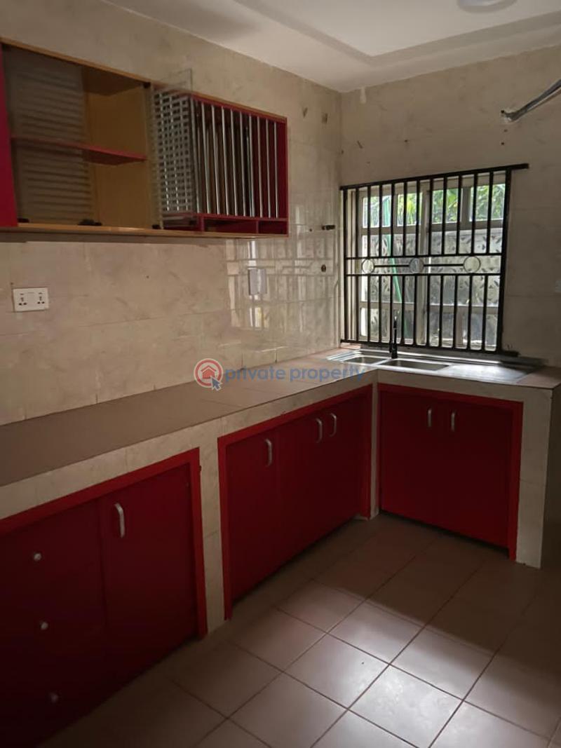 3 bedroom Block Of Flats For Rent Medina Estate Gbagada Atunrase Medina Gbagada Lagos - 5