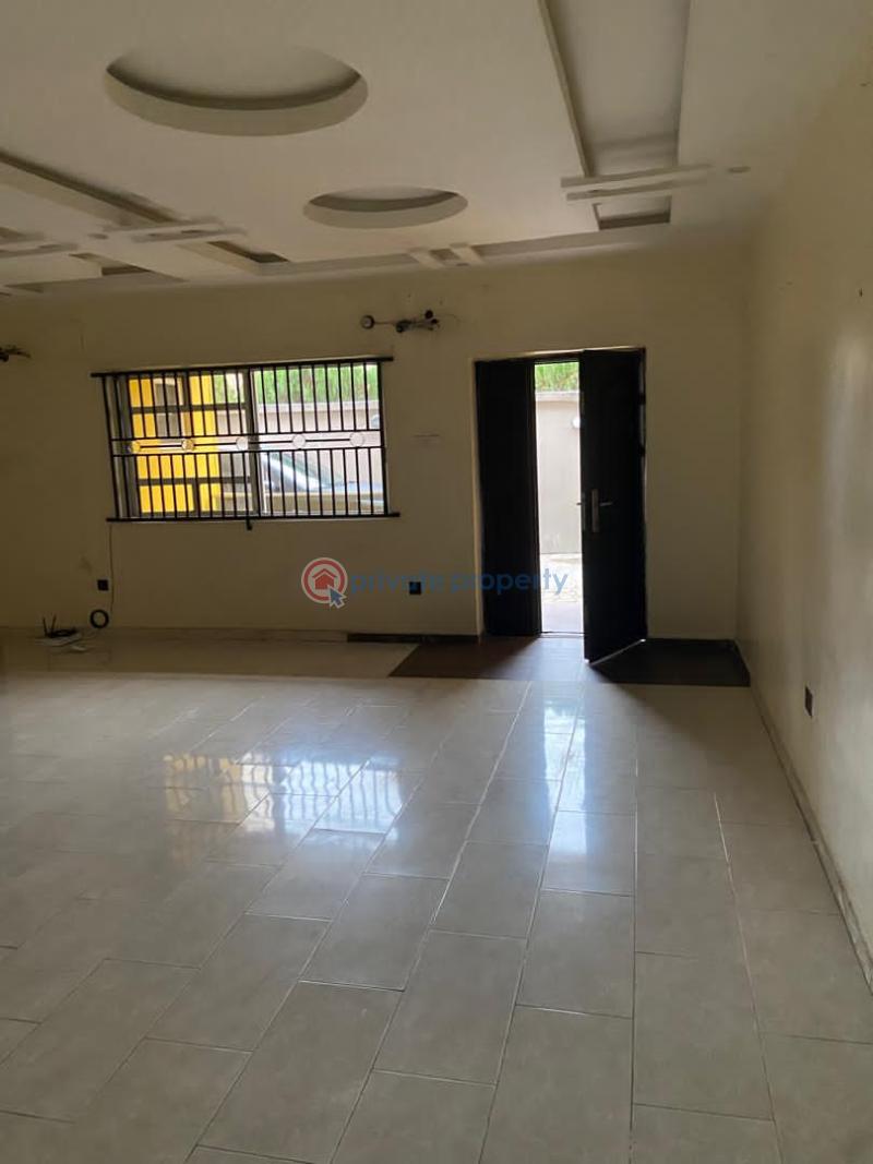 3 bedroom Block Of Flats For Rent Medina Estate Gbagada Atunrase Medina Gbagada Lagos - 7