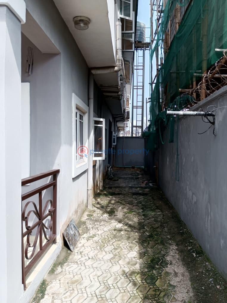 3 bedroom Commercial Property For Rent Ikate Elegushi Lekki Lagos - 14