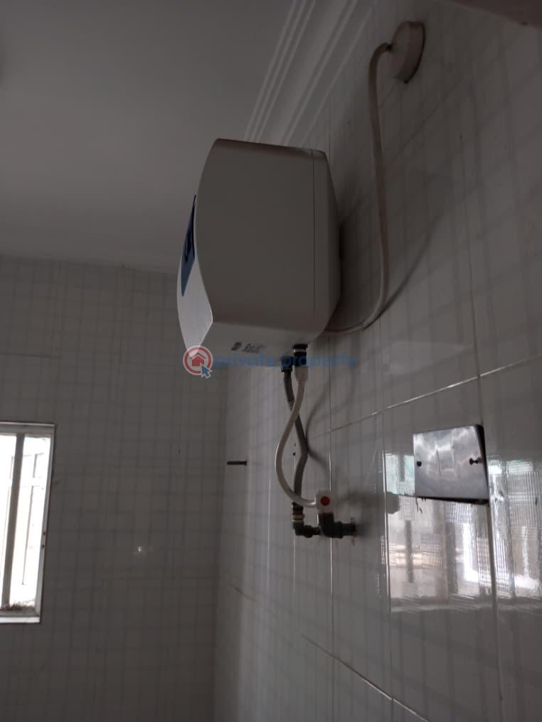 3 bedroom Commercial Property For Rent Ikate Elegushi Lekki Lagos - 10