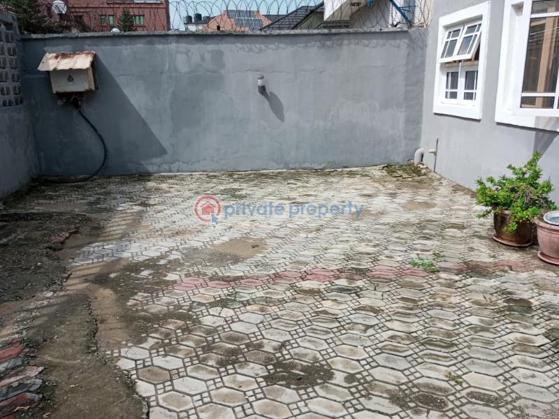 3 bedroom Commercial Property For Rent Ikate Elegushi Lekki Lagos - 6