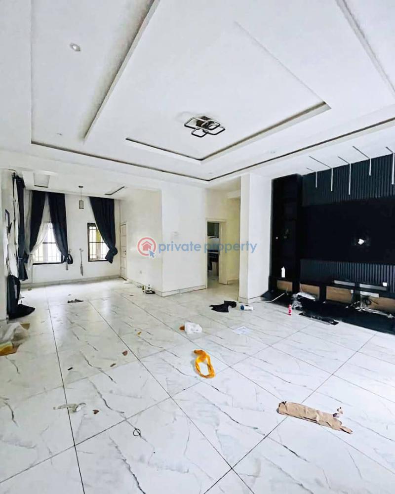 Spacious 3-bedroom terrace duplex - 6 3 bedroom Terraced Duplex For Rent Ikate Elegushi Lekki Lagos - 6