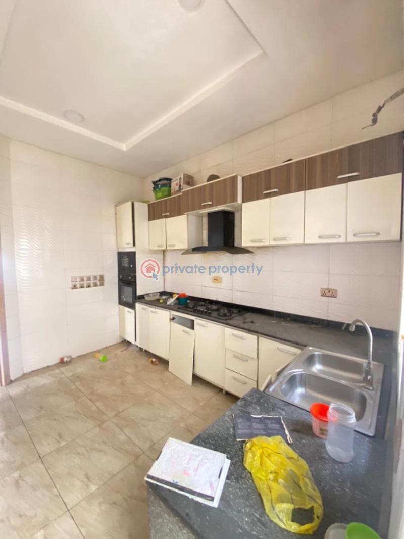 3 bedroom Terraced Duplex For Sale Chevron Drive Lekki Lagos - 4