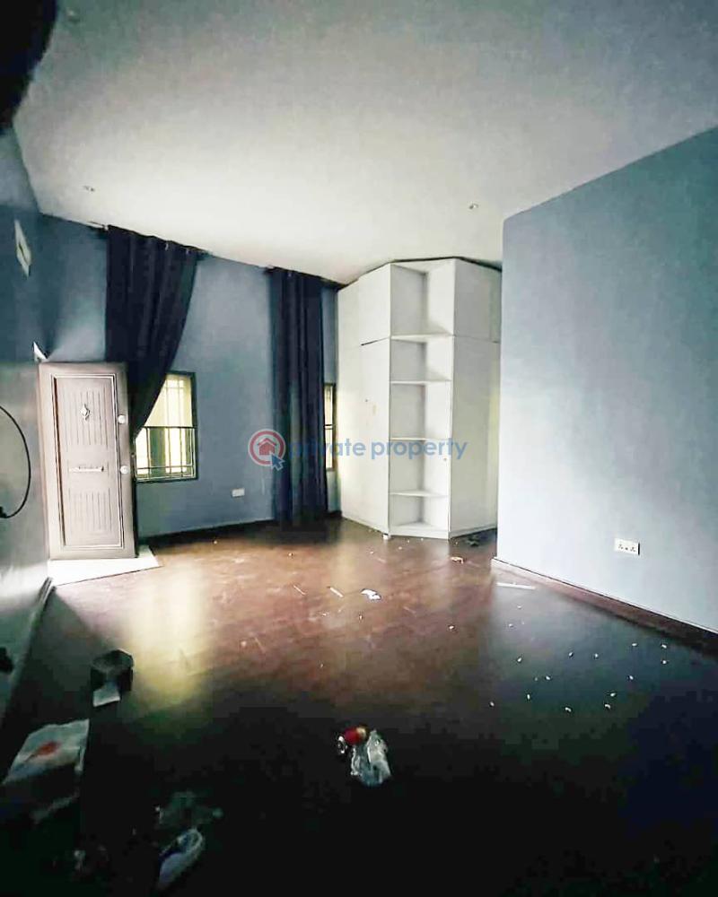 Spacious 3-bedroom terrace duplex - 8 3 bedroom Terraced Duplex For Rent Ikate Elegushi Lekki Lagos - 8