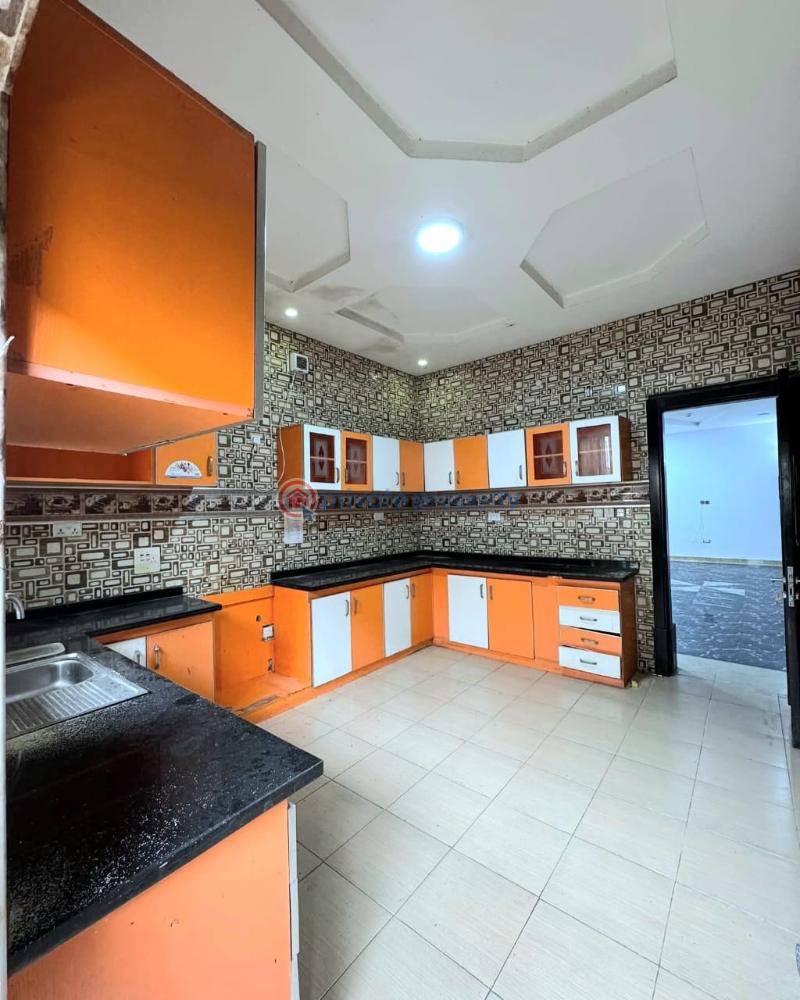 Spacious 3-bedroom terrace duplex with bq - 5 3 bedroom Terraced Duplex For Rent Lekki Phase 1 Lagos - 5