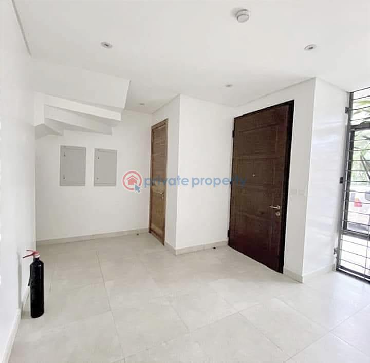 3 bedroom Terraced Duplex For Sale Old Ikoyi Lagos - 9