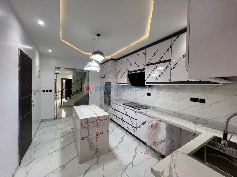 3 bedroom Terrace For Sale Ikota Villa Estate , Lekki Lagos State 🇳🇬 Ikota Lekki Lagos - 6