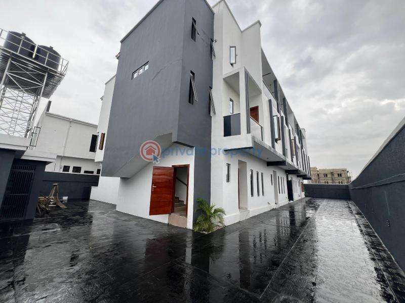 3 bedroom Terrace For Sale Ikota Villa Estate , Lekki Lagos State 🇳🇬 Ikota Lekki Lagos - 0