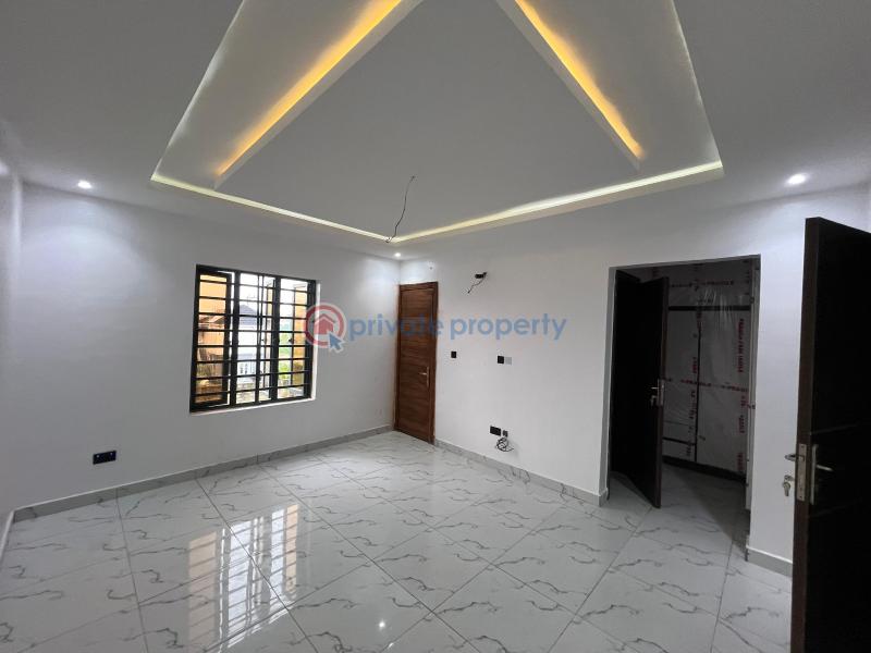 3 bedroom Terrace For Sale Ikota Villa Estate , Lekki Lagos State 🇳🇬 Ikota Lekki Lagos - 11