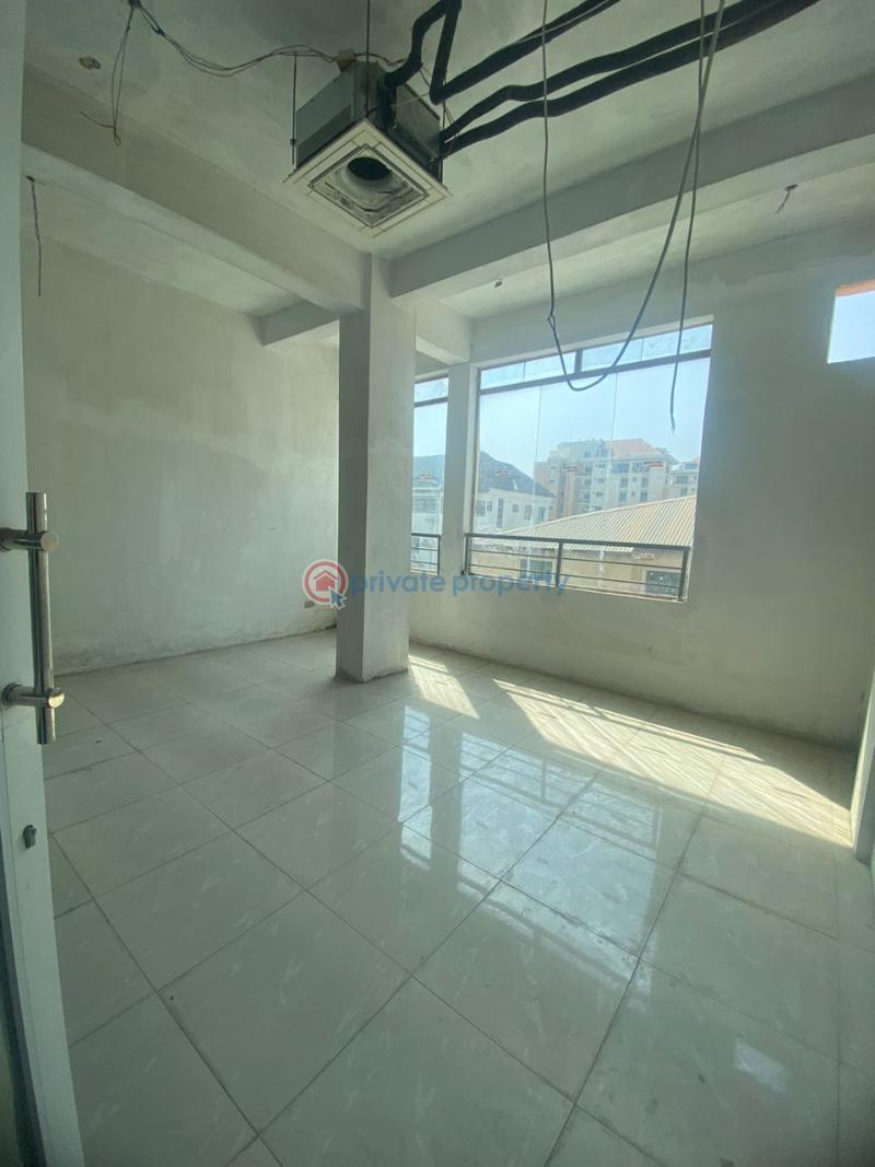 Mall/Complex/Plaza For Rent Oniru Victoria Island Lagos - 3