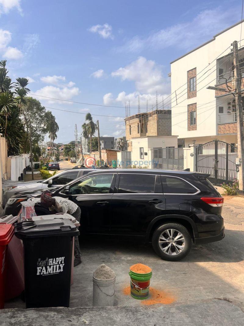 3 bedroom Block Of Flats For Rent Okupe Estate. Maryland Ikeja Lagos - 14