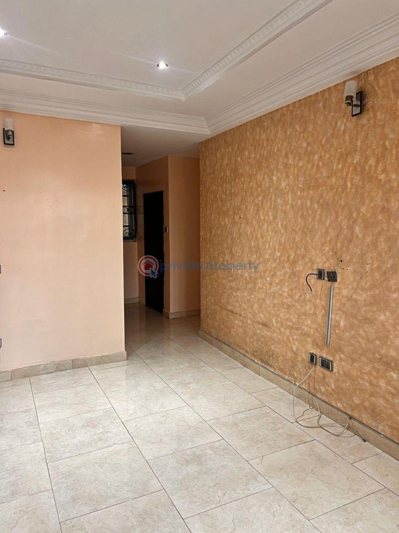 3 bedroom Block Of Flats For Rent Okupe Estate. Maryland Ikeja Lagos - 7