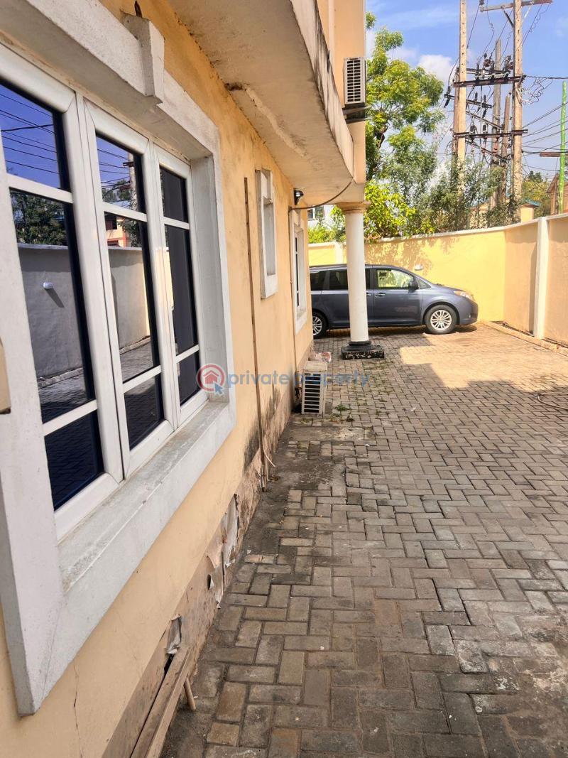 3 bedroom Block Of Flats For Rent Okupe Estate. Maryland Ikeja Lagos - 13