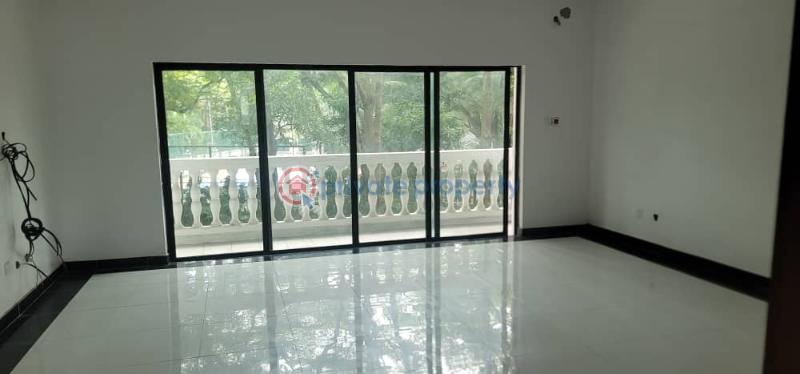 Spacious 3bedroom ,with 1bq and laundry room rent=12m - 8 3 bedroom Block Of Flats For Rent Oluwanisola Eleganza Estate Lekki Lagos Lekki Expressway Lagos - 8