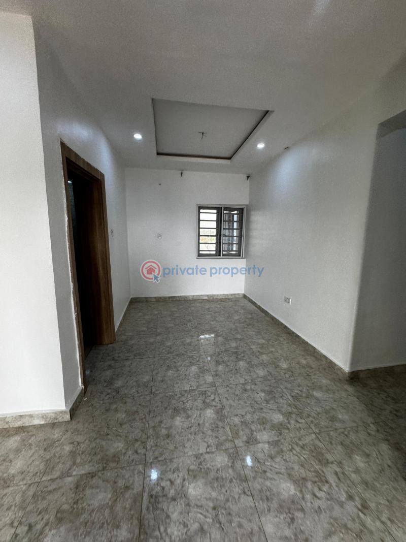 3 bedroom Block Of Flats For Rent Jahi Gilmore Jahi Abuja Phase 2  - 2
