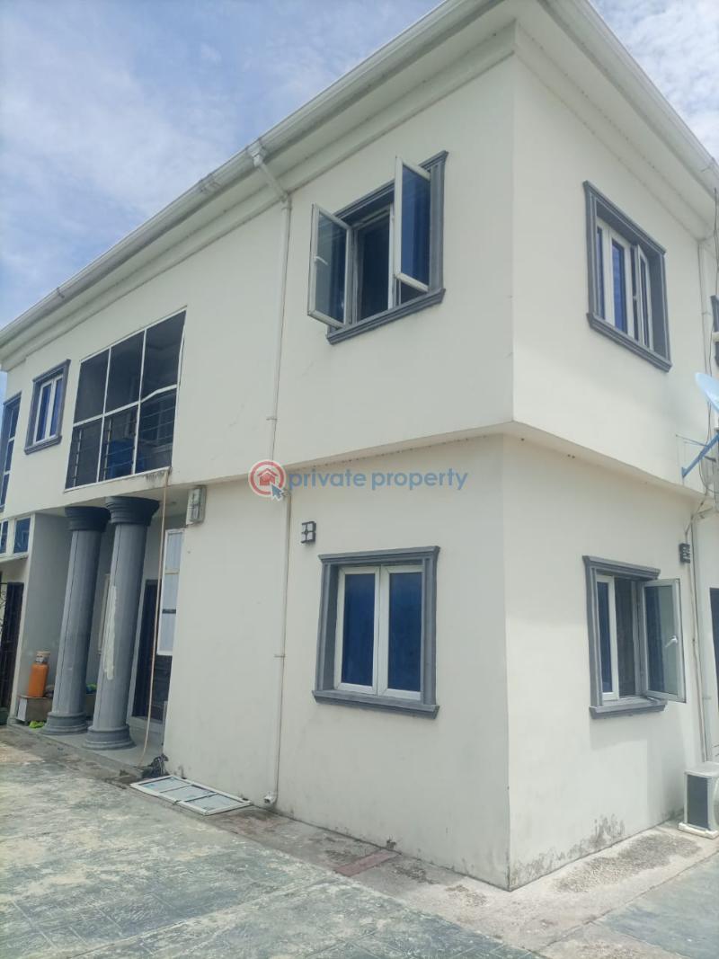 4 bedroom Flat & Apartment For Rent In An Estate Sangotedo Ajah Lagos - 0
