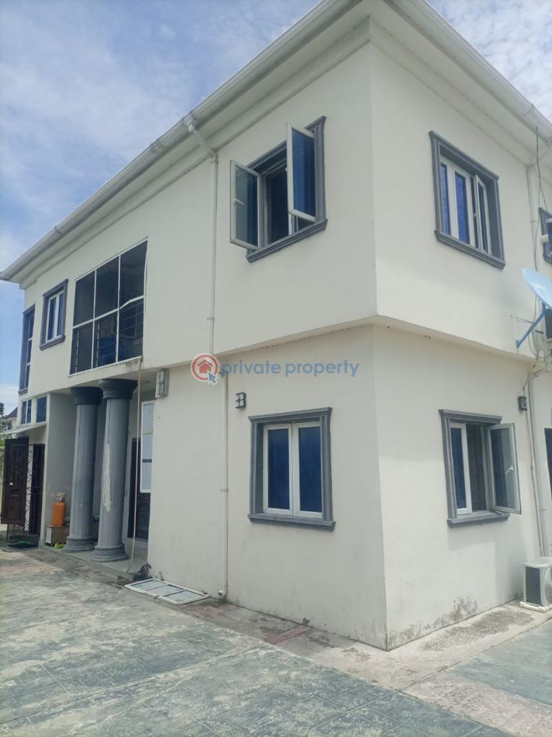 4 bedroom Flat & Apartment For Rent In An Estate Sangotedo Ajah Lagos - 1