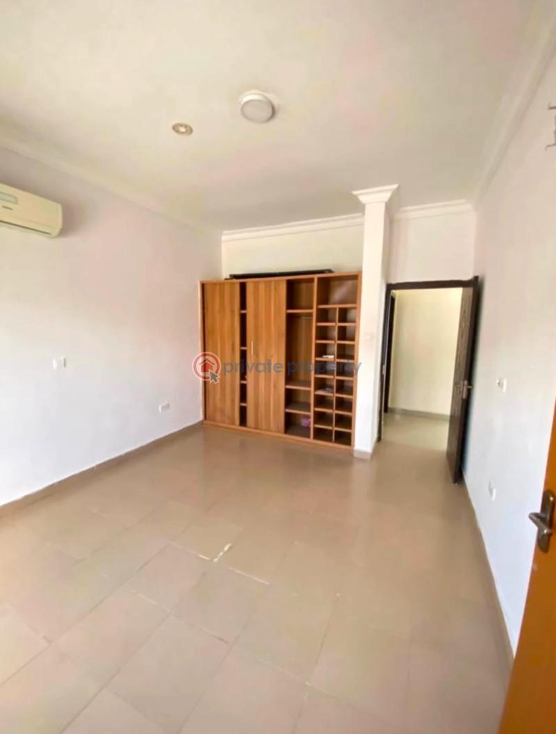 4 bedroom Bungalow For Sale Secure Estate At Orchid Lekki Along Lekki Expressway Lagos - 5