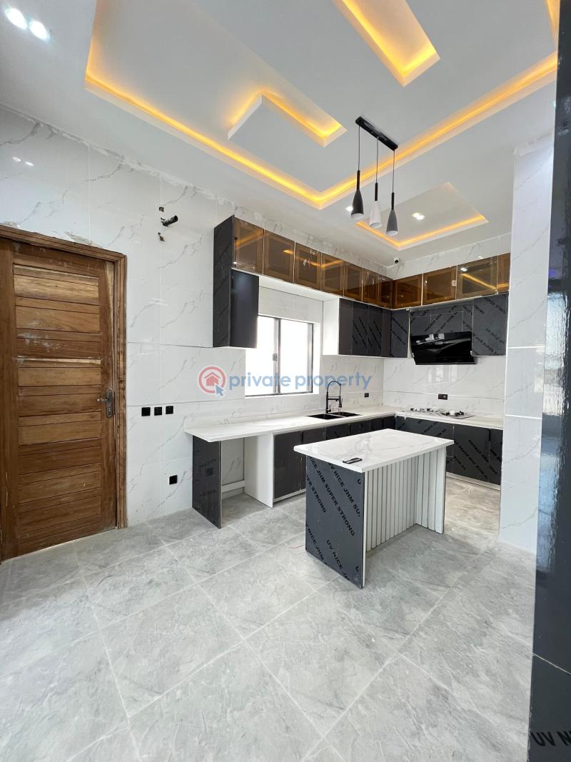 Spacious 4 bedroom detaced duplex with swimming pool and bq - 3 4 bedroom Detached Duplex For Sale Chevron Drive Lekki Lagos - 3