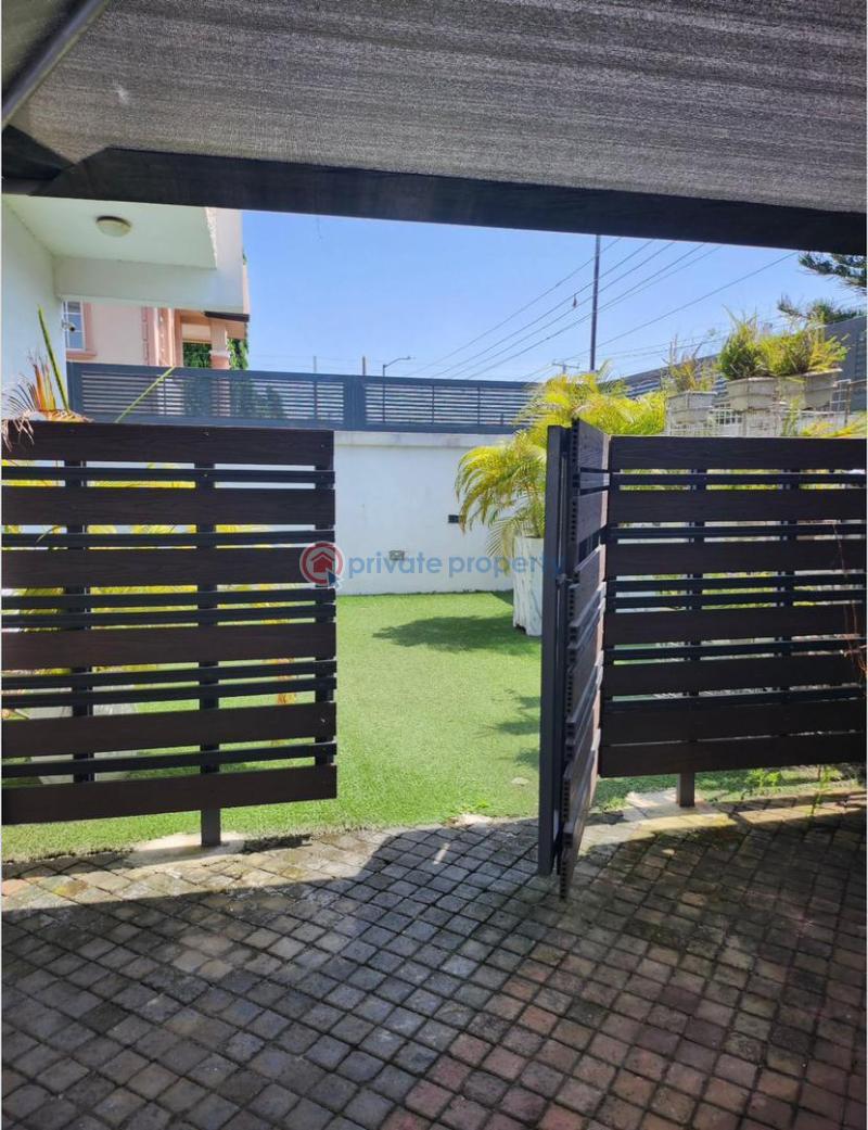 5 bedroom Detached Duplex For Sale Lekki Phase 1 Lagos - 11