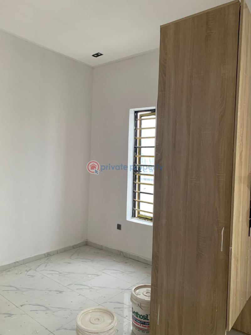 4 bedroom Detached Duplex For Rent Orchid Road Lafiaji Lekki Lagos - 13