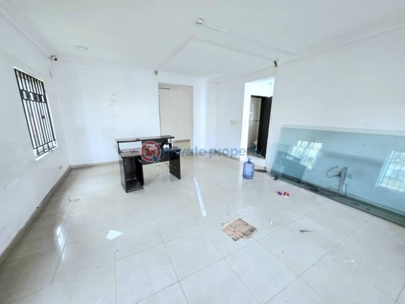 Spacious 4-bedroom detached house + 2 rooms bq - 14 4 bedroom Detached Duplex For Rent Lekki Phase 1 Lagos - 14