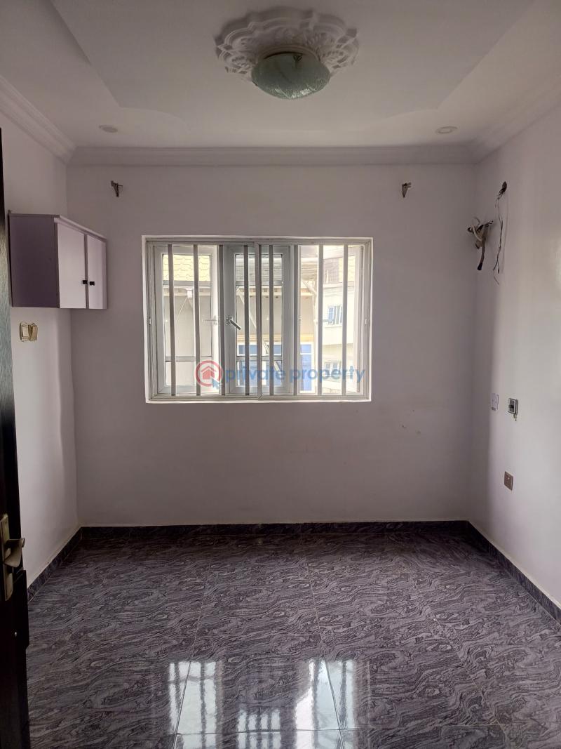 Detached Duplex For Sale Aerodrome Gra Samonda Ibadan Oyo - 4