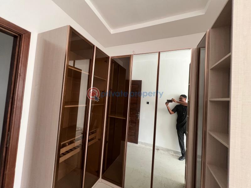 4 bedroom Semi detached Duplex For Sale Ologolo Lekki Lagos - 2