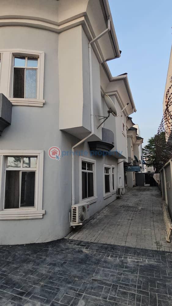4 bedroom Duplex For Rent Behind Studio 24 Lekki Lekki Phase 1 Lagos - 1