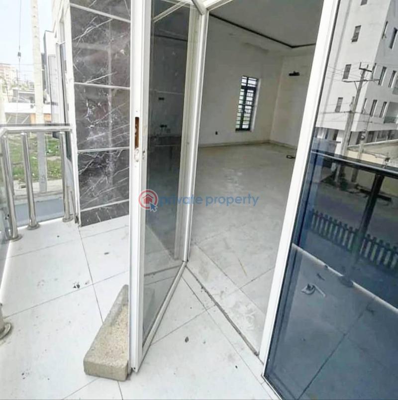 Spacious  4-bedroom fully detached duplex - 8 4 bedroom Detached Duplex For Rent Ikate Elegushi Lekki Lagos - 8