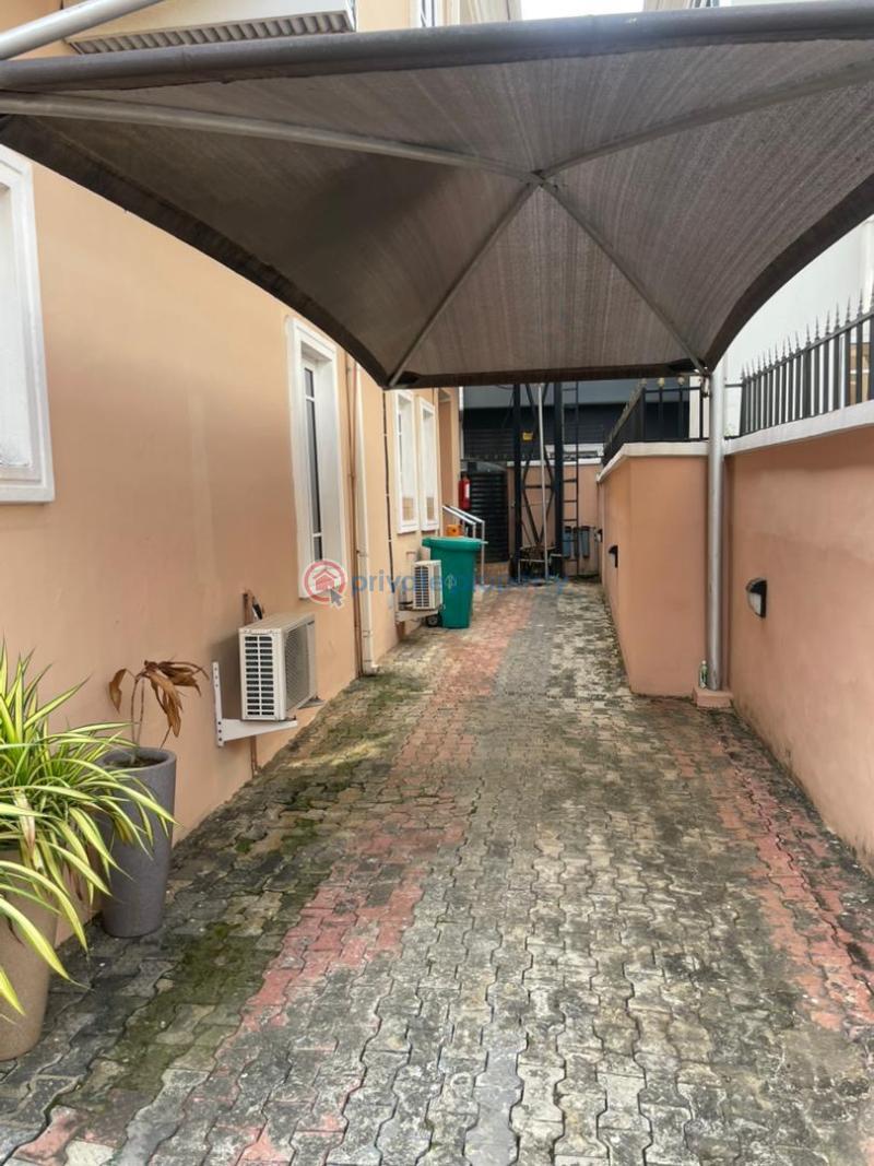 4 bedroom Duplex For Rent Chevron Drive Lekki Lagos - 9