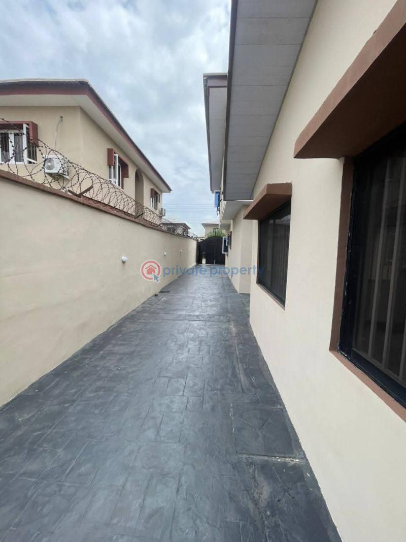 Spacious 4-bedroom fully detached duplex with bq - 15 4 bedroom Detached Duplex For Rent Osapa London Lekki Lagos - 15