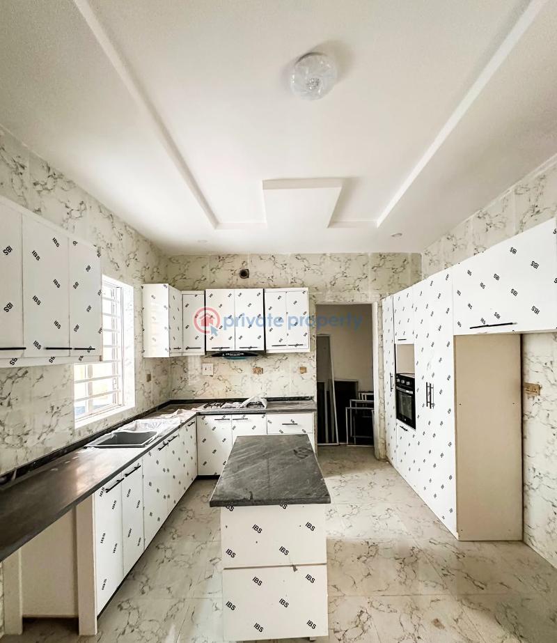 4 bedroom Detached Duplex For Sale Secure Estate At Ikota Ikota Lekki Lagos - 3