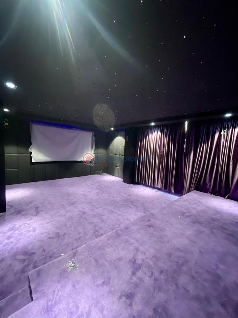 4 bedroom Detached Duplex For Sale Lekki Phase 1 Lagos - 18